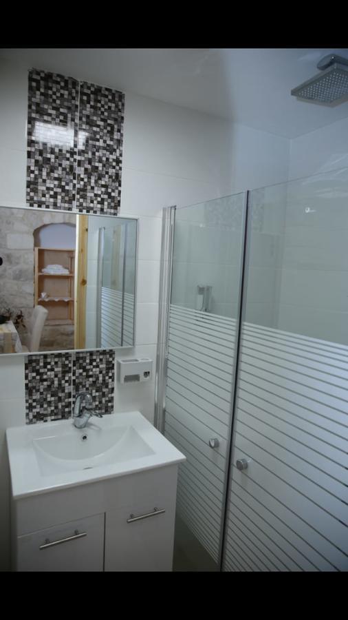 Mendy'S Accommodation Safed Bagian luar foto